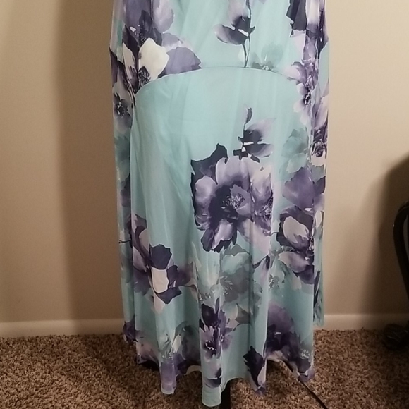 Mint/Navy Signature by Robbie Bee Dress - Picture 3 of 6